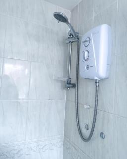 Spacious 6 Bedroom House Near City Centre - Birmingham - 3