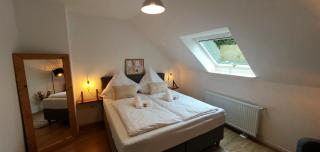 CityChalet- 73m2-Boxspringbett-neu renoviert-Küche-sehr ruhig - Bochum - 0