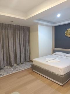 Royal Garden Home Hotel - Bangkok - 8