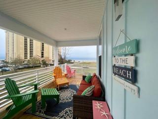 HIDDEN GEM on Coast w/Stunning Views, 4Bed/3Baths - 4