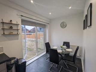 The Manor Guest House in Wembley - Londra - 7
