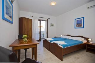 Guest House KovacevicA - Hvar - 1