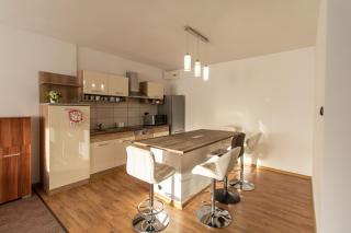 Déli Terasz C Apartman Free parking, self-check-in anytime - Győr - 5