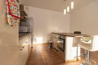 Déli Terasz C Apartman Free parking, self-check-in anytime - Győr - 2