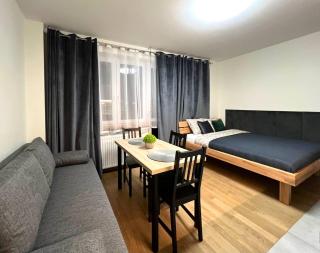 K22 Galeria Mokotow Apart A - 9