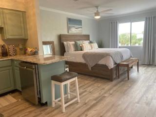 Destin Bliss! Your Dream Studio Condo on Holiday Isle! - Destin - 6