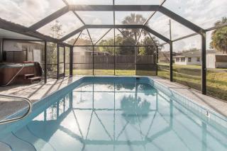 10 Mins to Beach - 2BR Private Pool + Spa + Grill - Vero Beach - 9