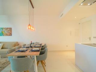 Brand new apartment in Belaire, pools, garden - 5