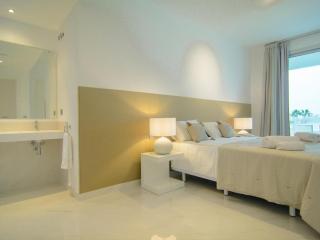 Brand new apartment in Belaire, pools, garden - 3