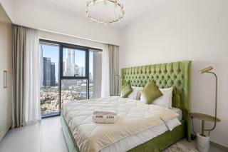 **Panoramic Views Of Burj Khalifa and Fountain** - Dubai - 8