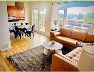 Boutique Charm 3BR w/ Huge Deck - Bonita - 0