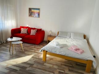 Sunny Hill Apartment - Čukarica - 8