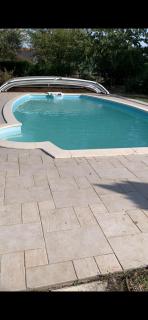 Gîte 3 étoiles les Gourlines avec balneo, véranda, piscine et garage - 9