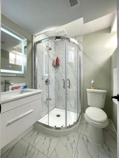 Niagara Falls BNB 15 mins away from Falls - Thorold - 1
