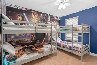 Sleeps 15 + Heated Pool+ Lazy River + Game room - Davenport - 5