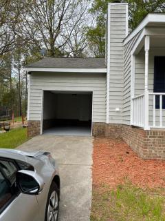 Unwind in Tranquil Style - Spacious 3-Bed Haven - 3