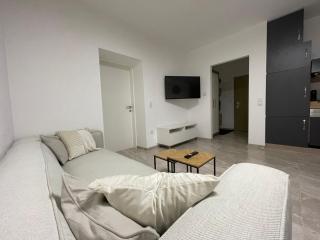 Kleine moderne 3-Bett Wohnung/Apartment - 3