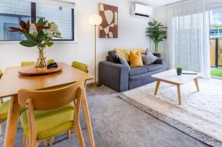 Prime Location: Hagley, Riverside, Hospital - Christchurch - 6