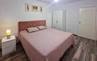 Amazing Apartment In Borås With Kitchen - Borås - 1