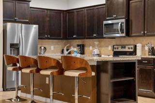 8BR Near Disney! Private Pool and Free Waterpark - 1