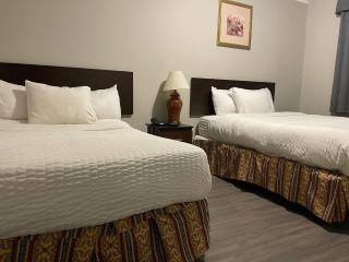 Travelodge by Wyndham London Ontario - London - 0