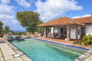 Spanish-style Ocean view Villa set in garden - Calypso Court villa - Cap Estate - 0