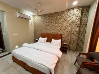 Kesari Guest House - Sālāsar - 2