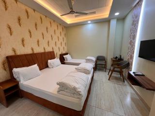 Kesari Guest House - Sālāsar - 6
