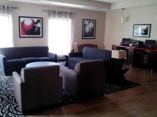 Best Western Plus Sunrise Inn - 7