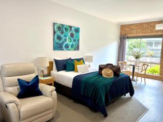Coastal Waters Motor Inn - Lakes Entrance - 0