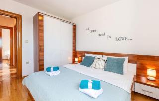 2 Bedroom Nice Apartment In Crikvenica - Crikvenica - 1