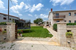 Kuća za odmor s bazenom Emma - 6