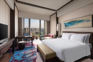 Crowne Plaza Chongqing New North Zone by IHG - 2