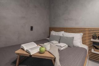 Lenico Beachfront Suites - Agia Pelagia - 3