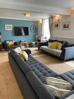Goleufryn Abersoch has the main house and 2 barns - Abersoch - 2