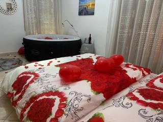 Amazing Paradise Sensation 2 Bedroom Luxury Apartment with a Jacuzzi - Durazzo - 1