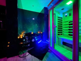 Love Room Le Baroque / Jacuzzi / Sauna - Château-Landon - 8