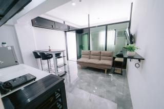 Royal Oceancrest Mactan Condominium Unit 1418A - 1