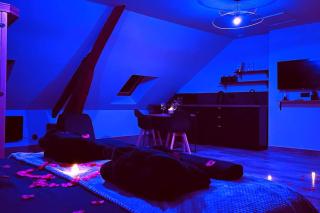 Love Room Le Chalet / Jacuzzi / Sauna - Château-Landon - 7