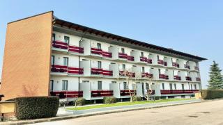 Touring Hotel - - 0
