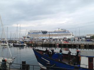 Exclusive FEWO in Warnemünde, 150m to the beach, 2 bathrooms, 2 bedrooms, sauna, WiFi and much more. - Rostock - 8