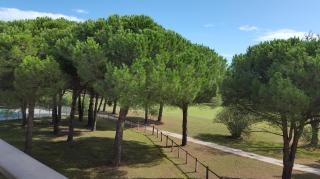 VERT PARADIS - Appartement 3 étoiles, Vue apaisante sur GOLF, Pins Parasols, 2è étage - 80 m2 dont Terrasse avec Pergola, 2 chambres, 3 CLIM, WIFI - Piscine, Parking et Park à vélos, Ascenseur - en Option Linge, Ménage - Pistes cyclables, Mer à proximité - 0