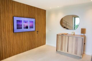 Villa with Private Pool,Jacuzzi and Guesthouse- GC - 2