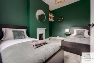 Elegant Home from Home - Manchester - 5