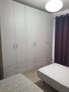 Two Bedroom Guest House Tirana - Tirana - 3