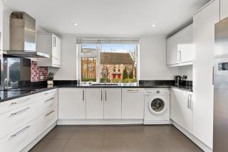 Boutique Cambridgeshire Gem - 4