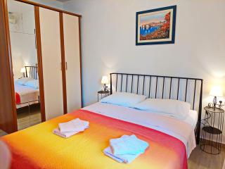 Two Sisters Apartments - Trogir - 1