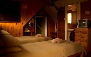 Bay Cove Inn - 9