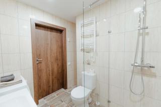 New Modern studio apartment next to the city centre - 5