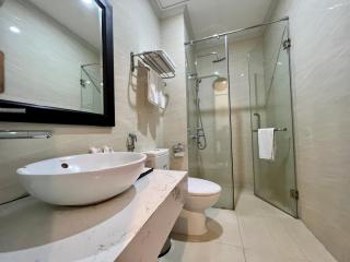 Paragon House and Residence - 2